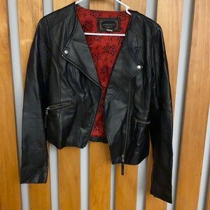 Classic Black Leather Jacket Detailed Inside